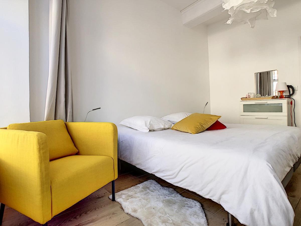 Chambre De Charme A Солию Екстериор снимка